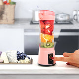 Mini portable juice blender with USB charging